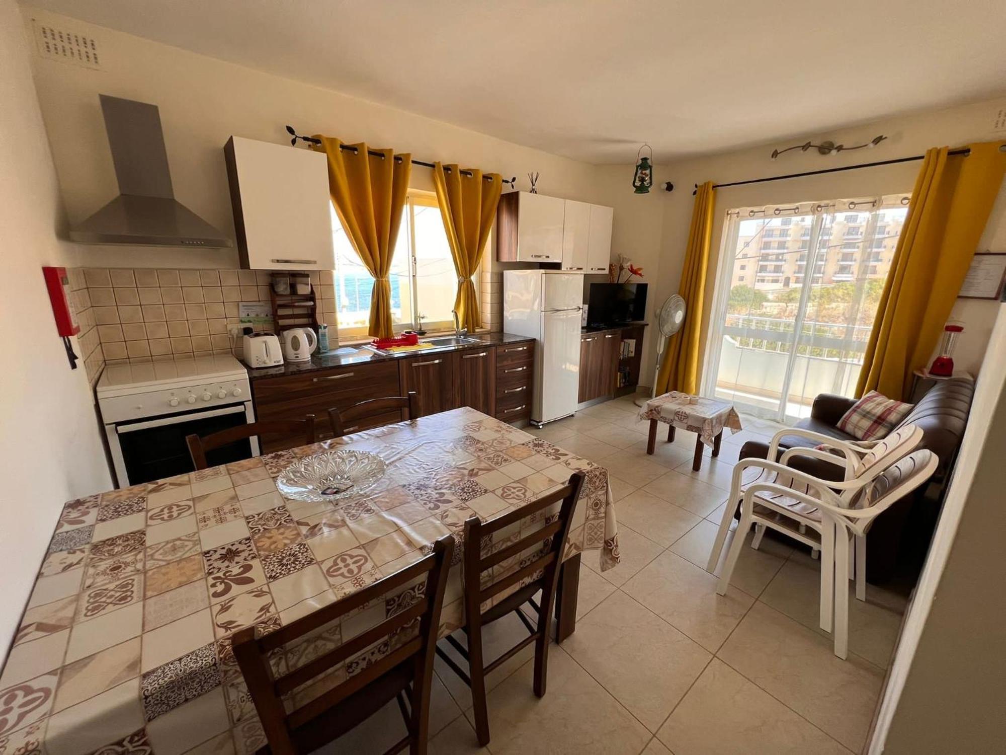 Fiesta Apartment Seaview Mellieha Exterior photo